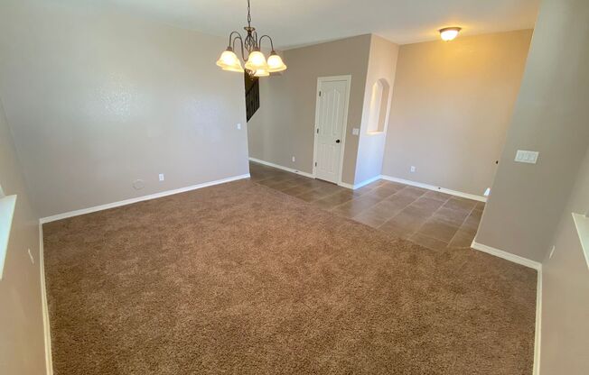 East El Paso LARGE 4 bed Refrig A/C!
