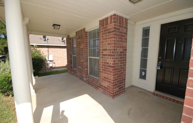 Charming Round Rock Home with Garage & Large Fenced Backyard