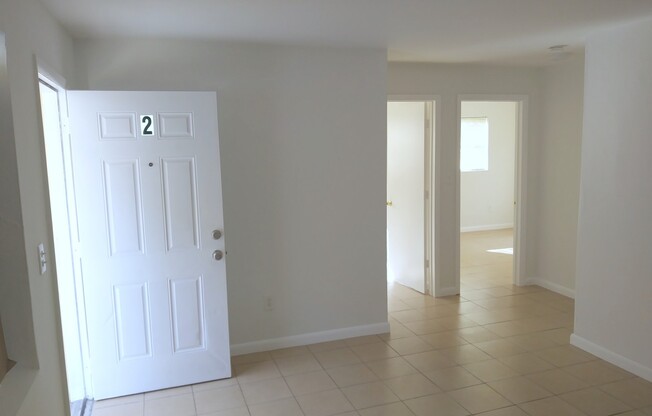 1610 NW 59th St/2