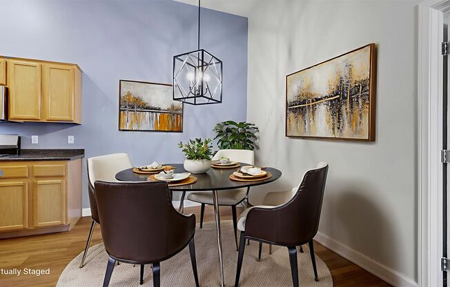 Gorgeous 3 Bed Condo in Green Valley