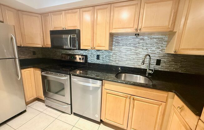 2 bed 2 bath condo in Rosemary's District