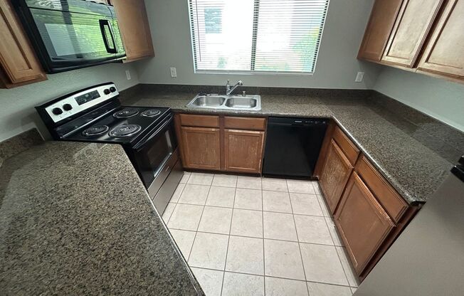 2 beds, 2 baths, $1,325, Unit # 127