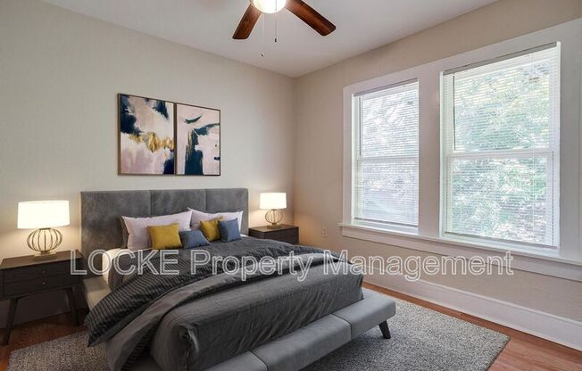 1016 E ARLINGTON AVE