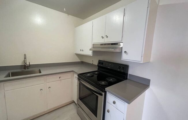 1 bed, 1 bath, 693 sqft, $2,800, Unit 4