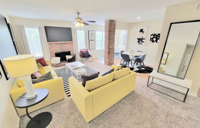 1 bed, 1 bath, 840 sqft, $1,330