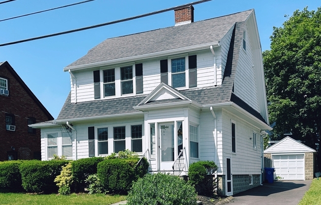 18 EDGEHILL RD