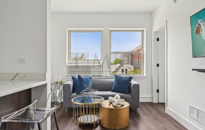 1 bed, 1 bath, $1,895, Unit 1553 - 310