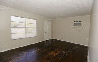 3 beds, 1 bath, $1,300