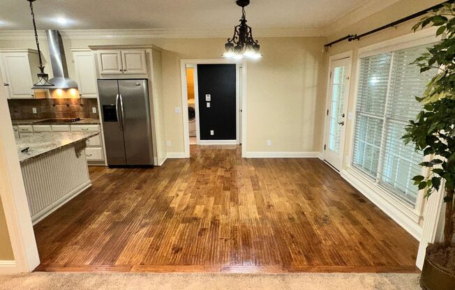 BEAUTIFUL, SPACIOUS 5 BR, 4.5 BATH HOME! Garage, Finished Basement, W/D, Pets Ok!