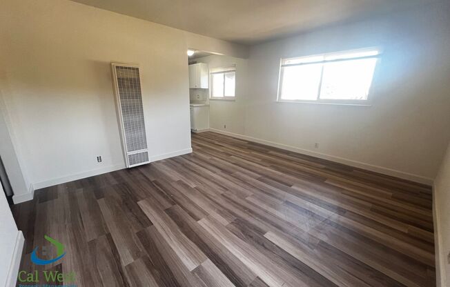 $1895 - Cozy Upstairs 1 bed / 1 bath near San Jose Community College!