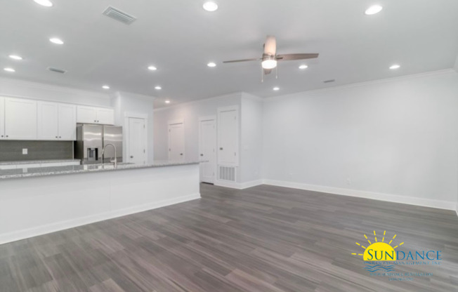 Spacious 2 Story 2 Bedrooms Townhome in Fort Walton Beach!