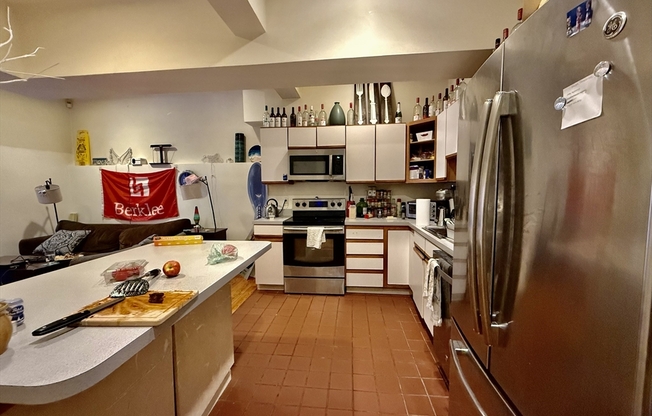 448 Park Dr
