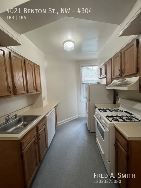 4021 Benton St., NW