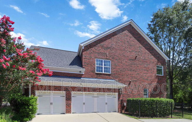 203 BRAEBROOK WAY