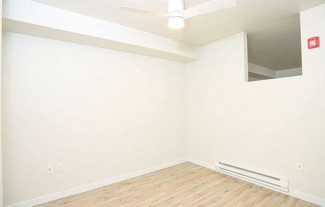 1 bed, 1 bath, 595 sqft, $1,850, Unit 102