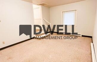 2 beds, 1 bath, $875, Unit 2