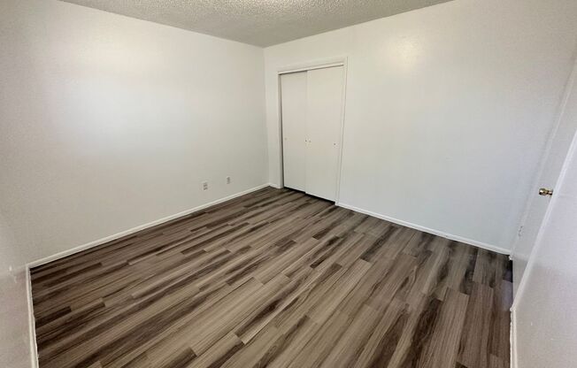 2 beds, 1 bath, 800 sqft, $1,150