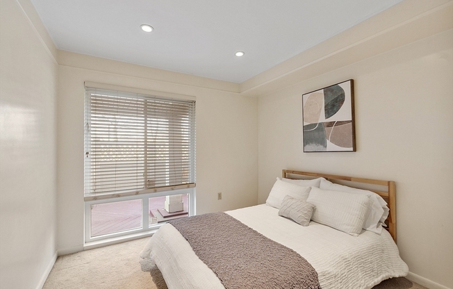 2 beds, 2 baths, 786 sqft, $2,800, Unit D108