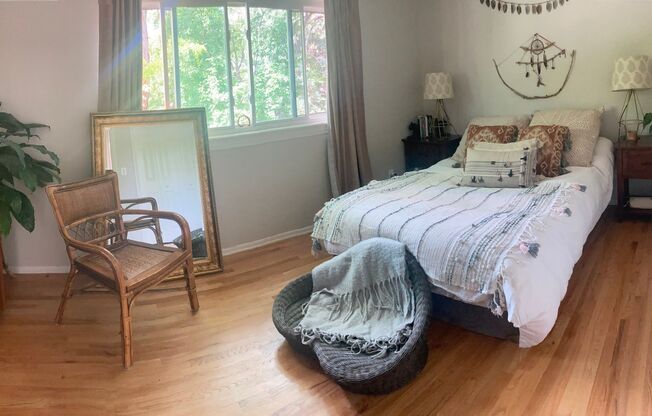 South Boulder 3B 2Ba Gem! Available August 15!
