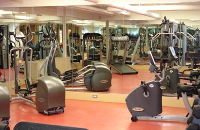 2 beds, 2 baths, 1,093 sqft, $3,700, Unit 906