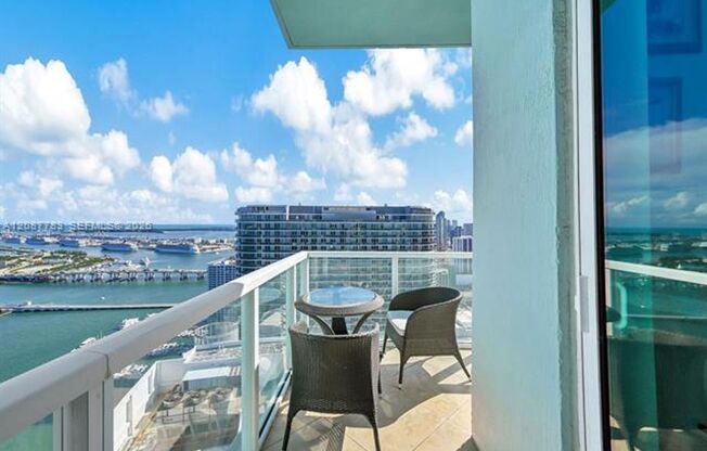 2 beds, 2.5 baths, $7,600, Unit # 5103