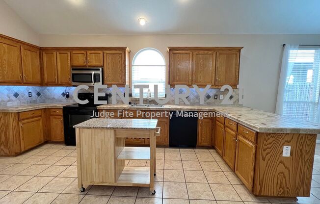 Nice 3/2/2 in White Settlement ISD For Rent!