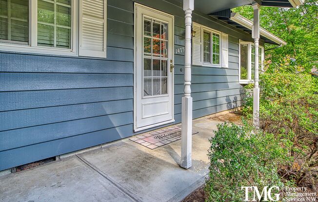 3 Bed 2 Bath Ranch Style home in Beaverton w/ a Large Backyard!