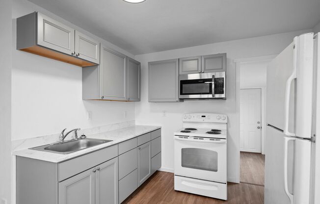 3 beds, 1 bath, 1,000 sqft, $1,700, Unit 13327 W. 12th Ave.