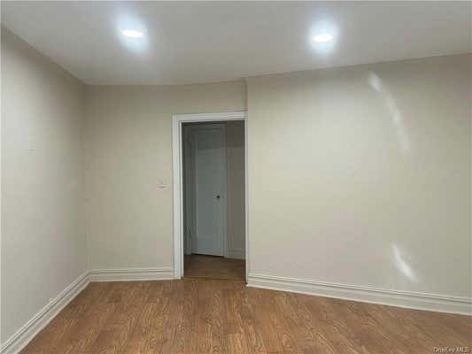 1 bed, 1 bath, 18,653 sqft, $2,100