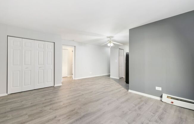 Studio, 1 bath, 383 sqft, $1,575, Unit 206