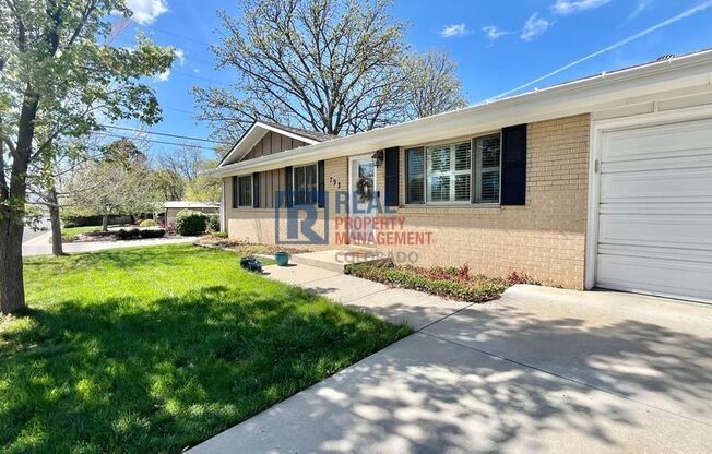 793 W LONGVIEW AVE