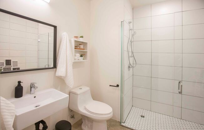 Studio, 1 bath, 512 sqft, $2,269, Unit Unit 13