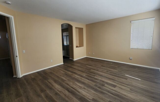 Gorgeous 5 Bedroom w/ Downstairs bedroom! New Paint. New Appliances.