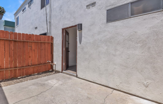 Studio, 1 bath, 400 sqft, $1,895, Unit 337