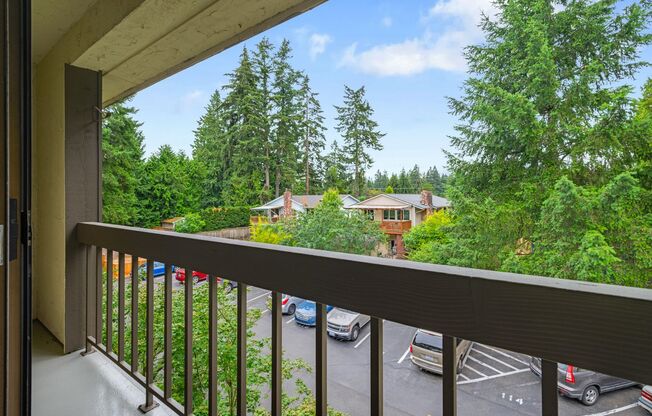2 beds, 2 baths, 1,100 sqft, $2,095, Unit 402
