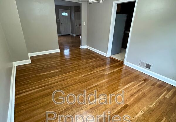 1357 E NORTHERN PKWY