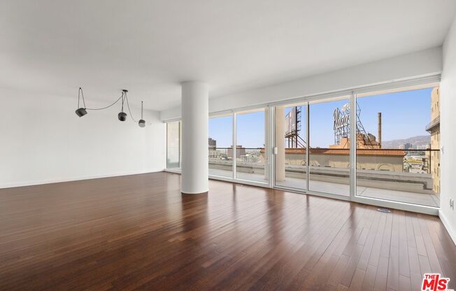 1 bed, 2 baths, 1,510 sqft, $6,995, Unit 12I