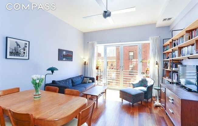 135 JACKSON ST
