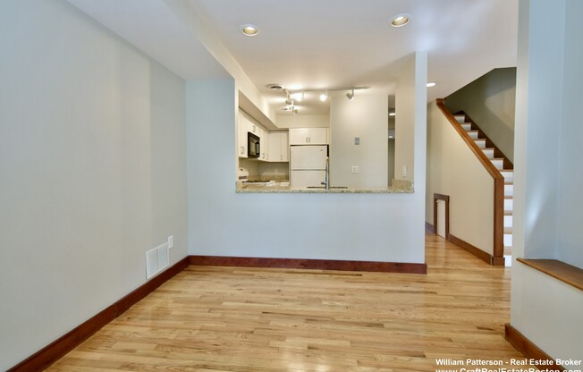 39 BELLIS CIR