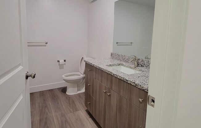 3 beds, 1 bath, 1,000 sqft, $1,250, Unit #1
