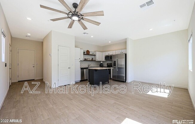 2149 W HARMONT DR