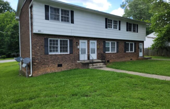 1511 Andover