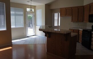 3 beds, 2 baths, $2,600