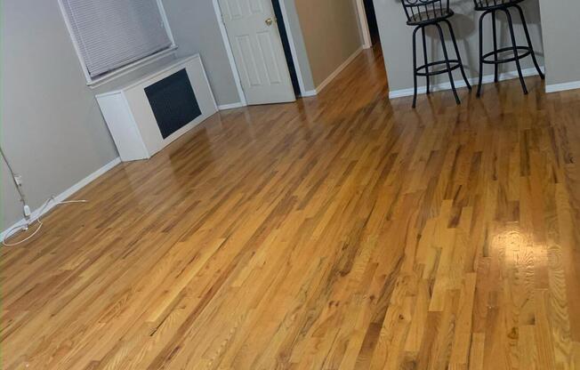 140 BURKE AVE