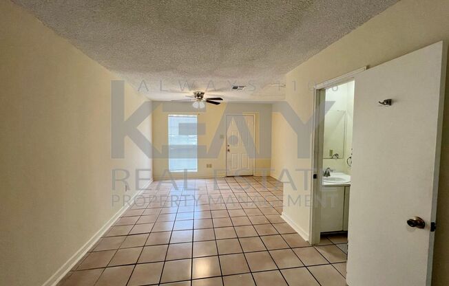 2 beds, 1.5 baths, 1,000 sqft, $775, Unit C