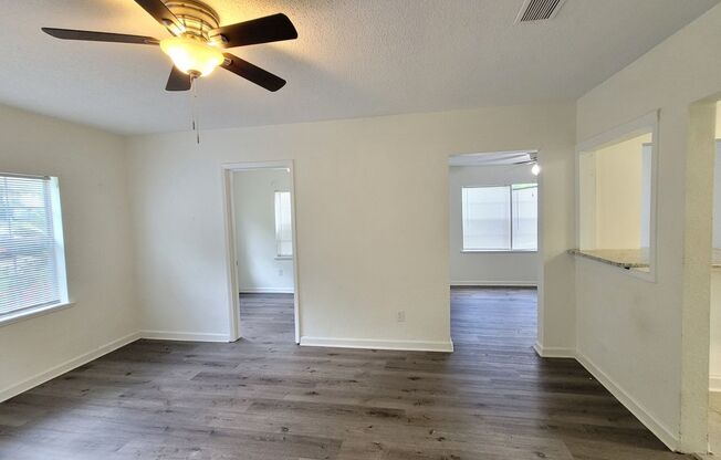 239 Willow St Pensacola. MOVE IN SPECIAL!! $250 off 1st Months Rent!!!