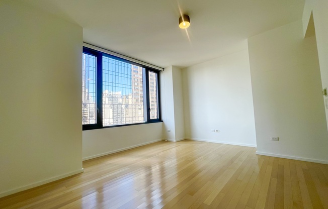 1 bed, 1.5 baths, 1,147 sqft, $7,000, Unit 14D