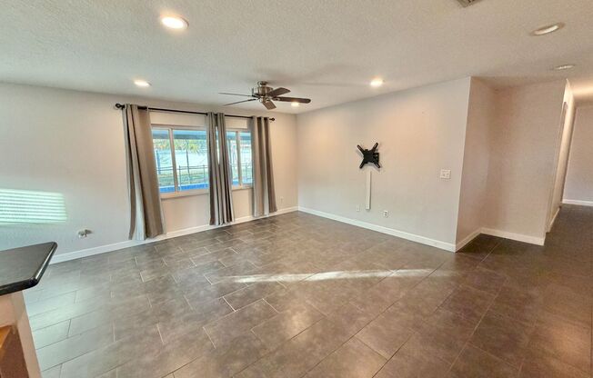 Altamonte Springs - 4 Bedroom, 2 Bathroom - $2,495.00 POOL HOME