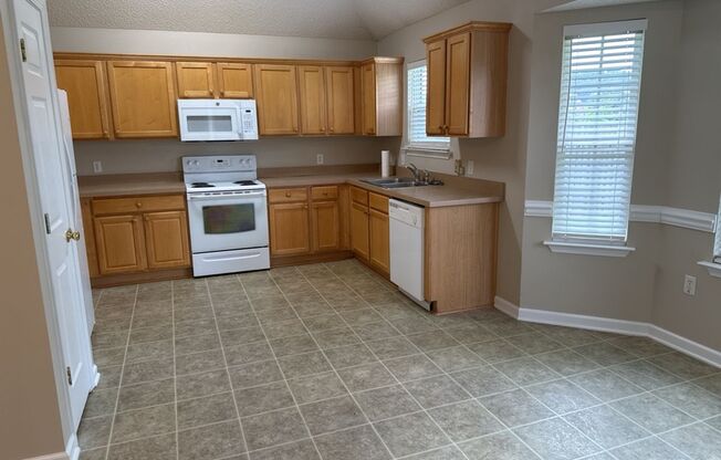 4 beds, 2 baths, $2,200