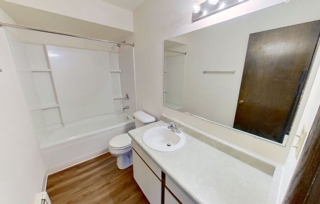 Studio, 1 bath, $810, Unit 9